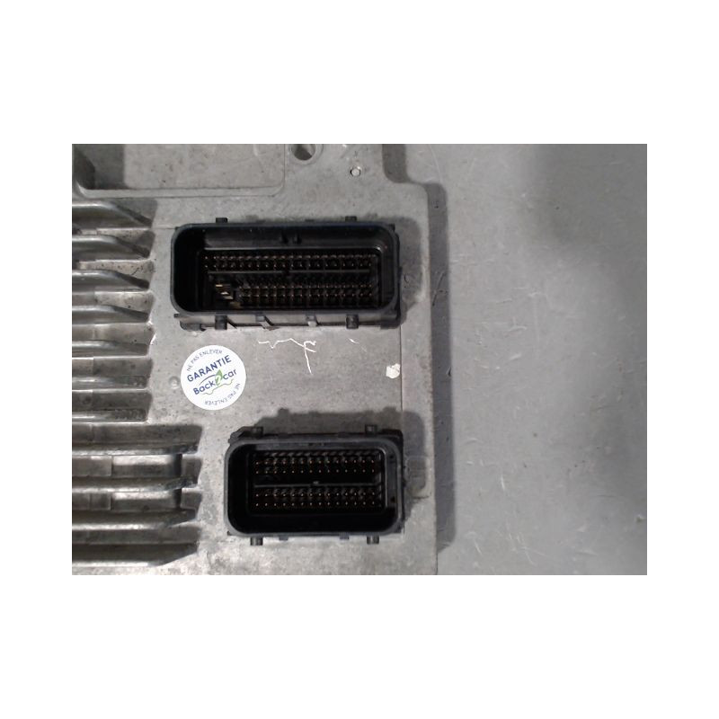 CALCULATEUR MOTEUR OPEL ASTRA
