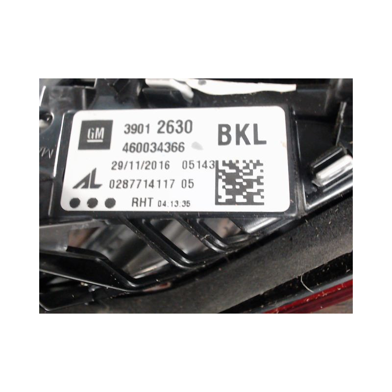 FEU ARRIERE INTERIEUR DROIT OPEL CORSA