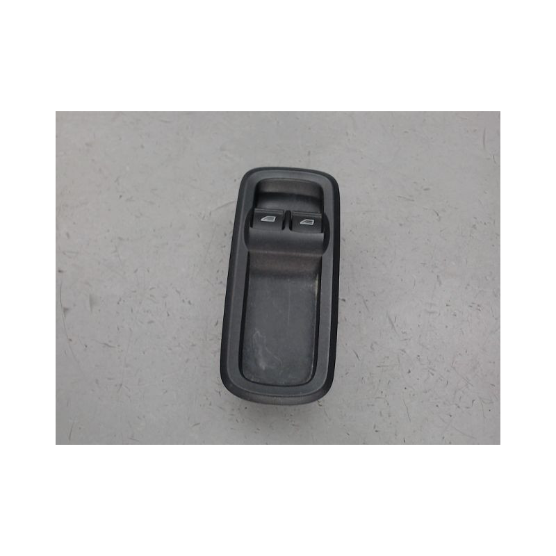 COMMANDE LEVE-GLACE PORTE AVG FORD FIESTA