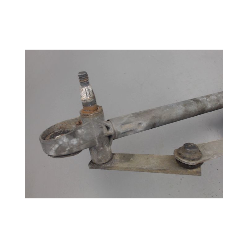 MOTEUR ESSUIE-GLACE AVANT RENAULT CLIO