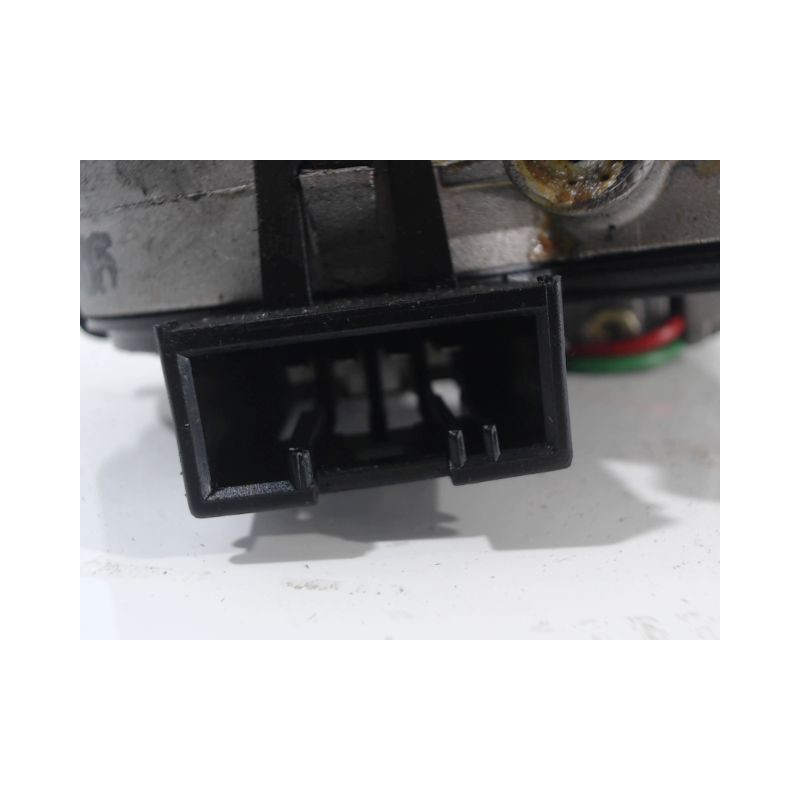 MOTEUR ESSUIE-GLACE AVANT BMW 318CI CABRIOLET - 143