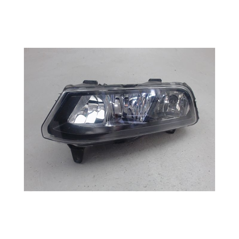 PHARE ANTIBROUILLARD AVANT GAUCHE VOLKSWAGEN POLO