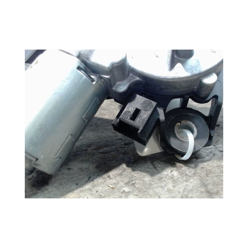 MOTEUR ESSUIE-GLACE ARRIERE RENAULT MEGANE