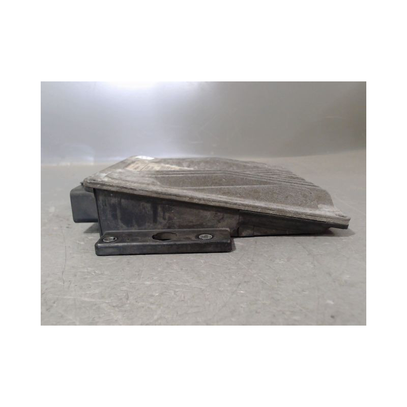 CALCULATEUR MOTEUR RENAULT MODUS