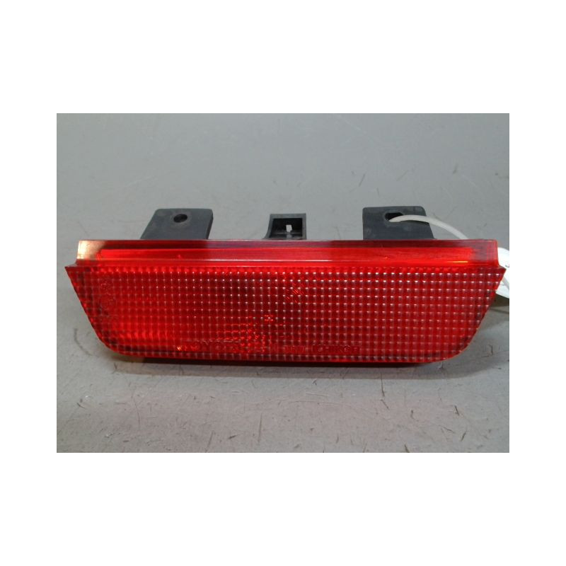 FEUX STOP SUPPLEMENTAIRE TOYOTA RAV4 -97
