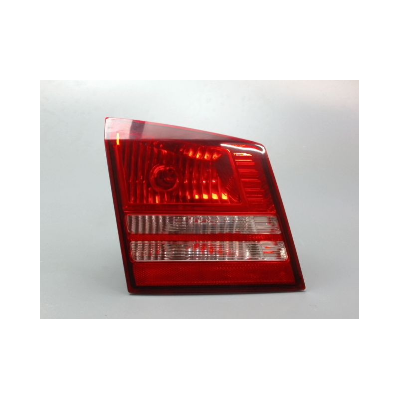 FEU ARRIERE INTERIEUR GAUCHE DODGE JOURNEY MONOSP. 2008-...
