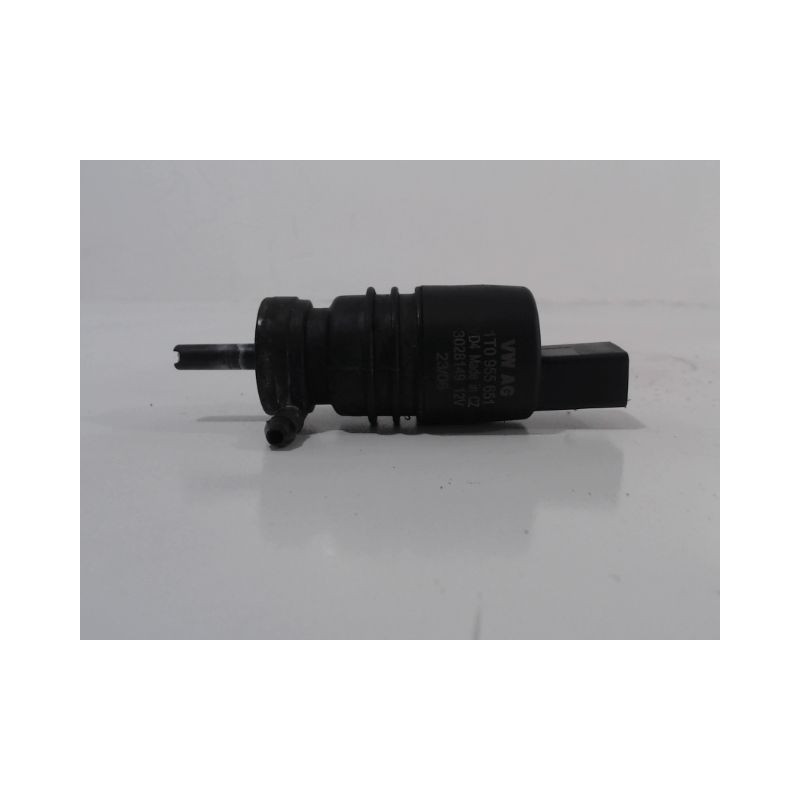 POMPE LAVE-GLACE AVANT VOLKSWAGEN PASSAT 2005-