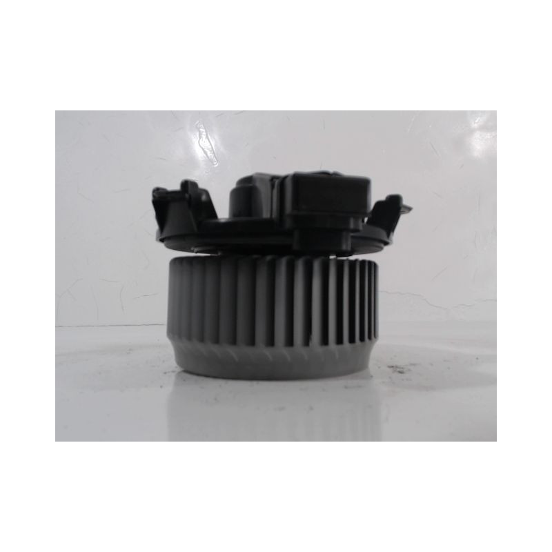 MOTEUR VENTILATEUR CHAUFFAGE TOYOTA YARIS II 2010-