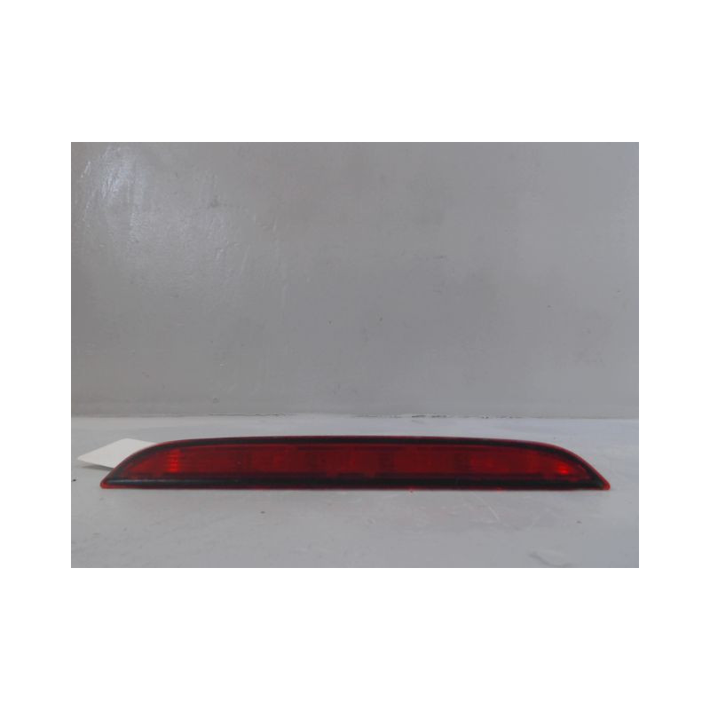 FEUX STOP SUPPLEMENTAIRE MAZDA PREMACY