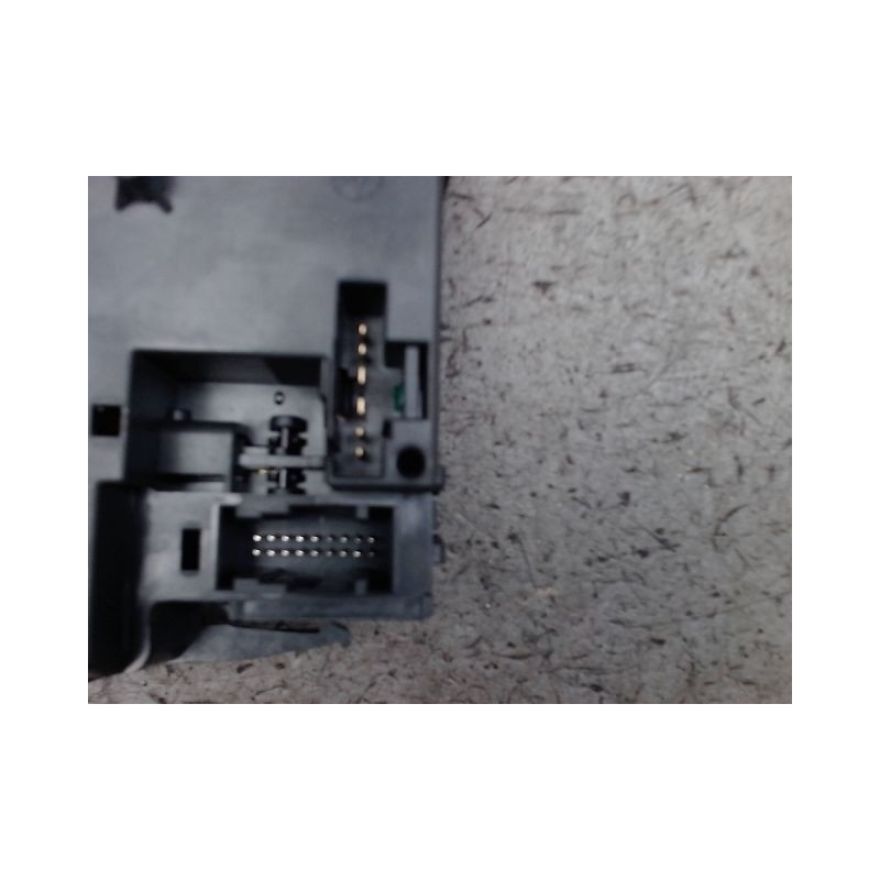 COMMANDE ESSUIE GLACE RENAULT CLIO III 2009-