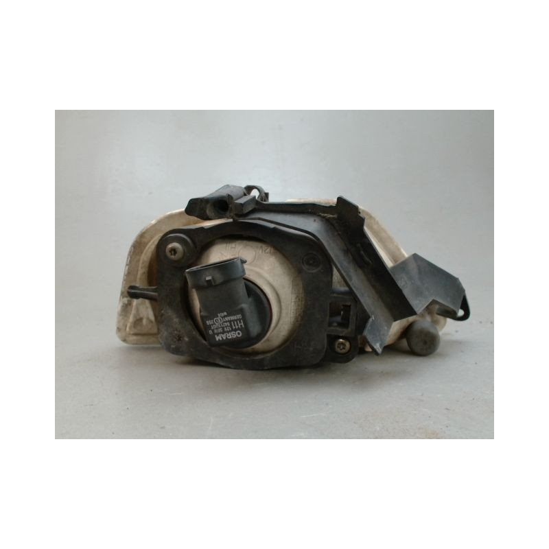 PHARE ANTIBROUILLARD AVANT DROIT FORD FOCUS