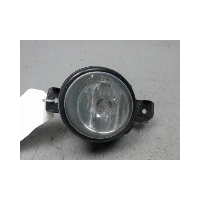 PHARE ANTIBROUILLARD AVANT GAUCHE RENAULT CLIO II PH.2 01-06