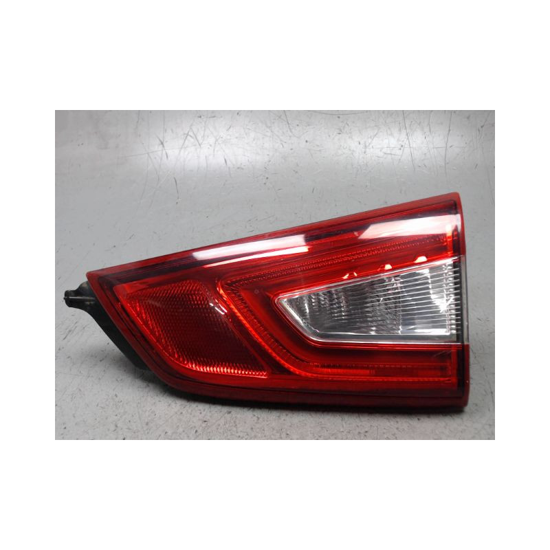 FEU ARRIERE INTERIEUR DROIT NISSAN QASHQAI