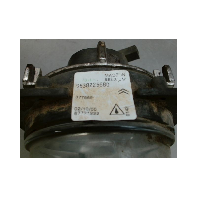 PHARE ANTIBROUILLARD AVANT GAUCHE CITROEN XSARA