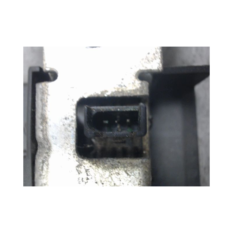 SERRURE HAYON  VOLKSWAGEN POLO 02-05