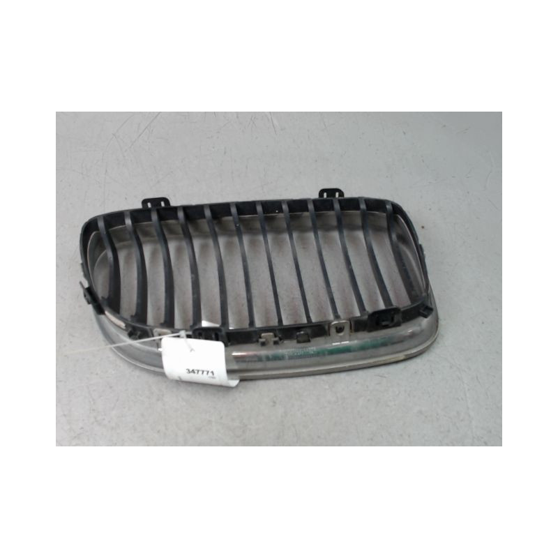 GRILLE CALANDRE GAUCHE B.M.W. SERIE 3