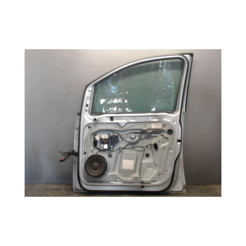 PORTE AVANT DROIT VOLKSWAGEN TOURAN