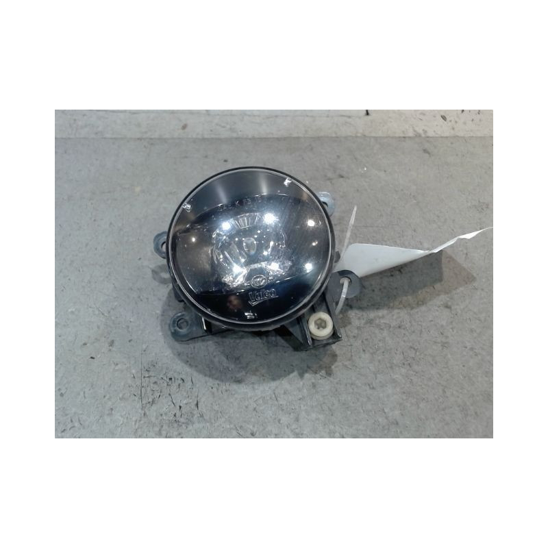 PHARE ANTIBROUILLARD AVANT DROIT RENAULT CLIO