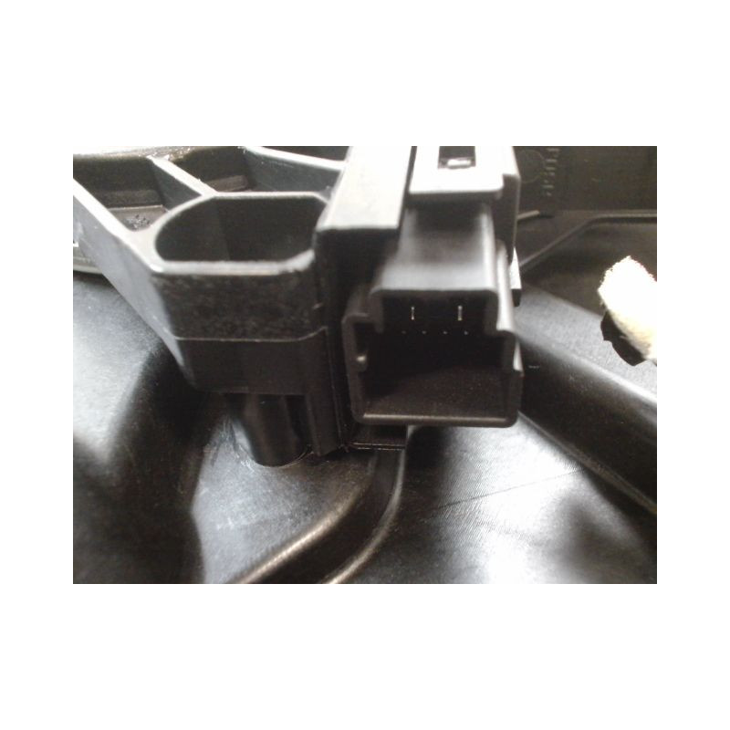 MECANISME+MOTEUR LEVE-GLACE AVANT DROIT VOLVO XC60 10-