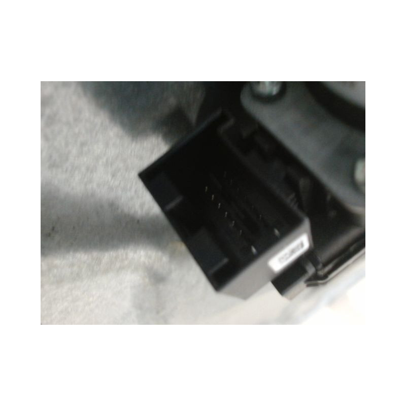 MECANISME+MOTEUR LEVE-GLACE AVANT DROIT VOLKSWAGEN POLO IV Phase 2 (9N) 2005-2009