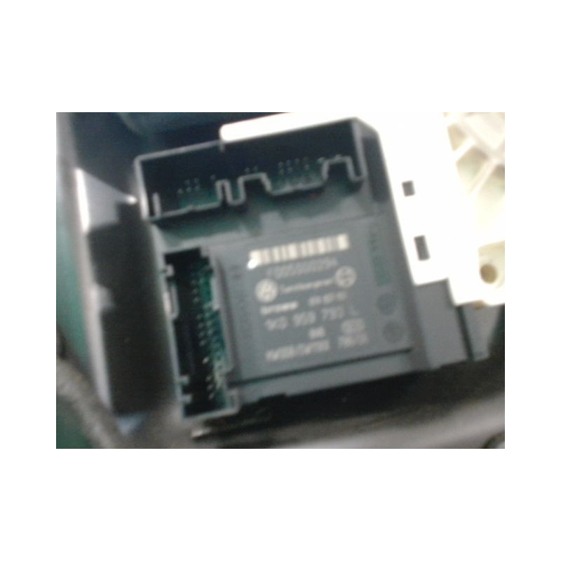 MECANISME+MOTEUR LEVE-GLACE AVANT GAUCHE VOLKSWAGEN PASSAT SW 2005-