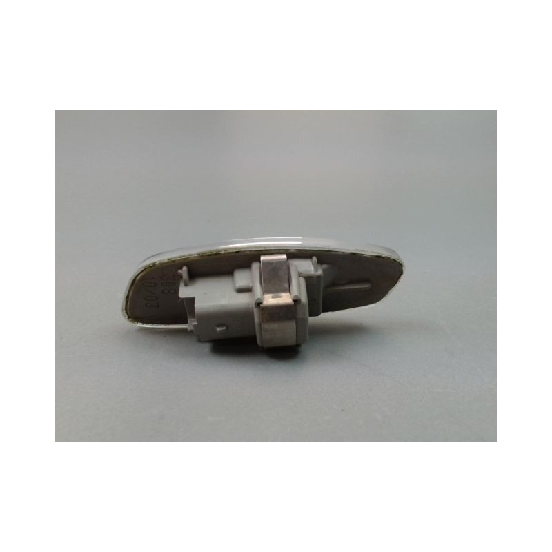 REPETITEUR RETROVISEUR DROIT PEUGEOT 308 SW I Phase 1 2008-2011