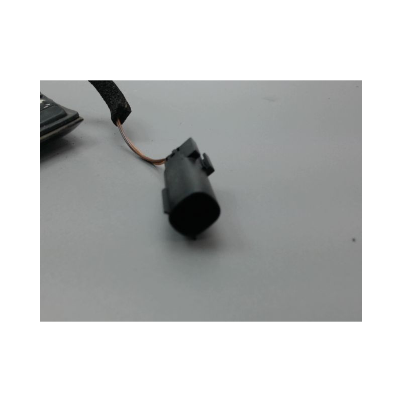 FEU ARRIERE INTERIEUR DROIT FORD KUGA