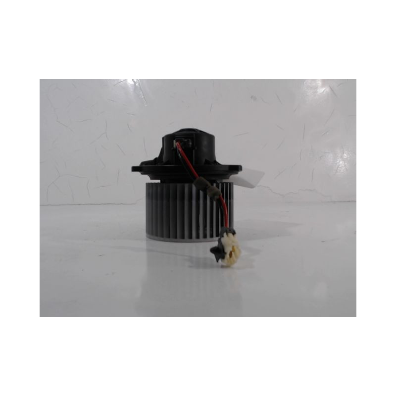 MOTEUR VENTILATEUR CHAUFFAGE KIA CEE-D