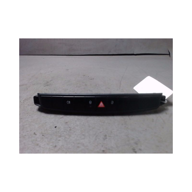 BOUTON DE WARNING SMART FORFOUR