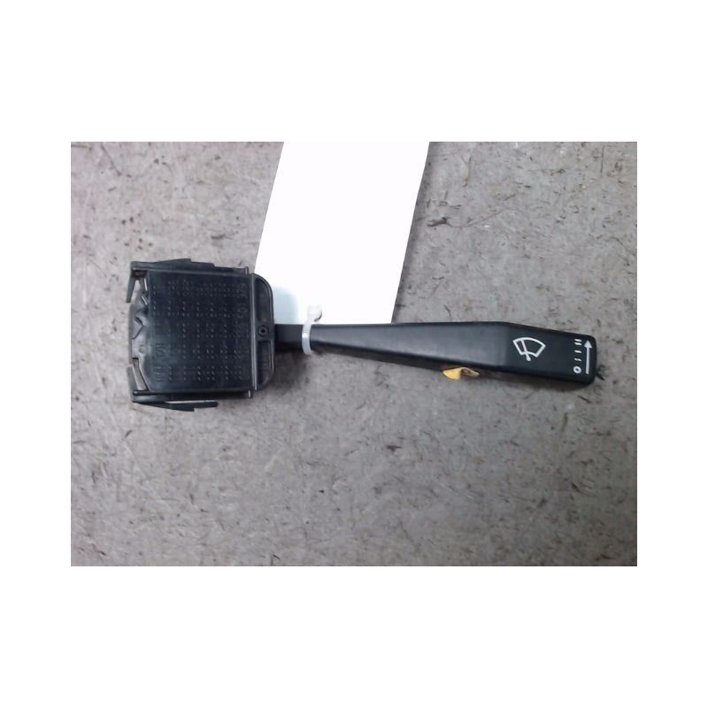 COMMANDE ESSUIE GLACE OPEL CORSA 90-93