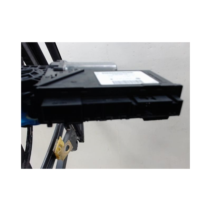 MECANISME+MOTEUR LEVE-GLACE AVANT GAUCHE VOLKSWAGEN TOUAREG