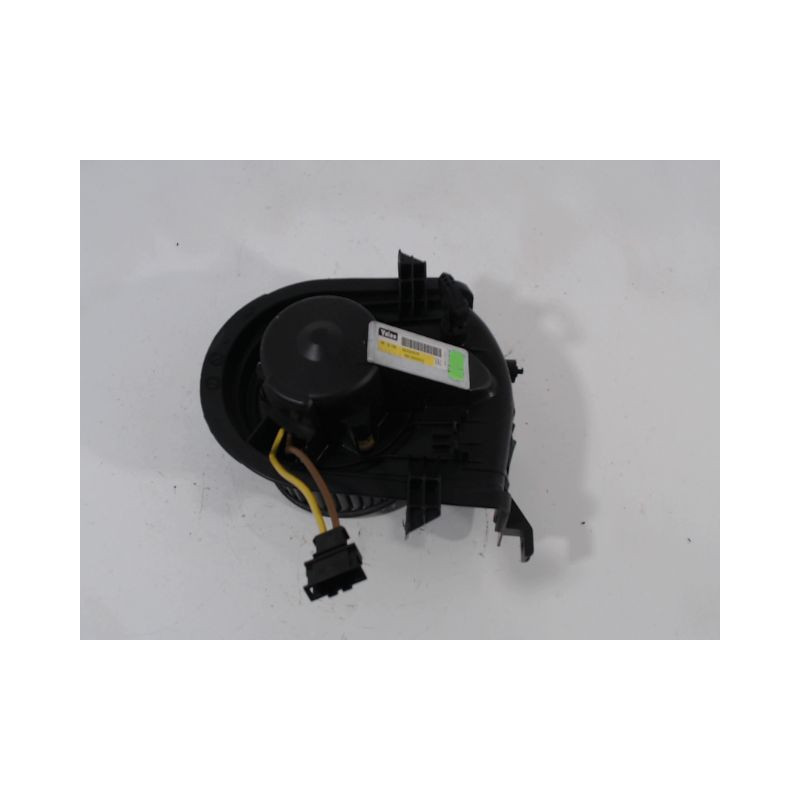 MOTEUR VENTILATEUR CHAUFFAGE VOLKSWAGEN POLO 94-99