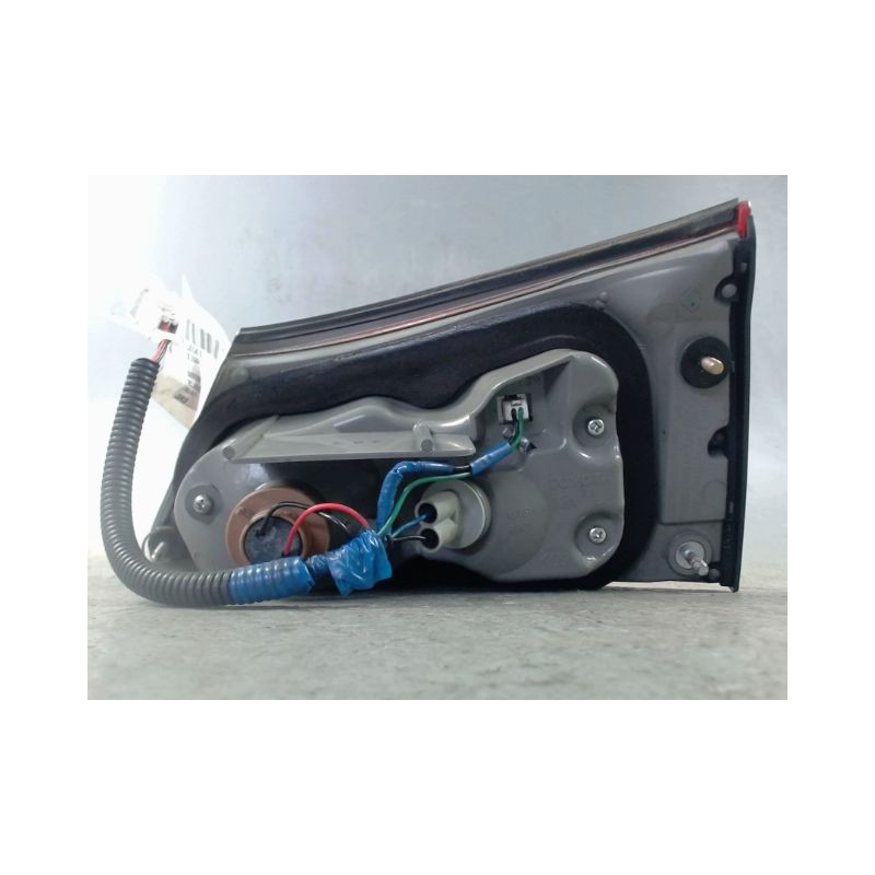 FEU ARRIERE INTERIEUR GAUCHE LEXUS IS 2006-