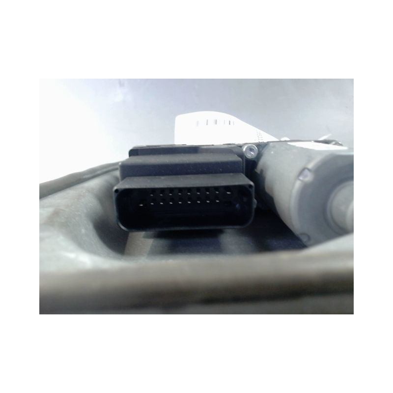 MECANISME+MOTEUR LEVE-GLACE ARRIERE DROIT VOLKSWAGEN GOLF V PLUS 2005-