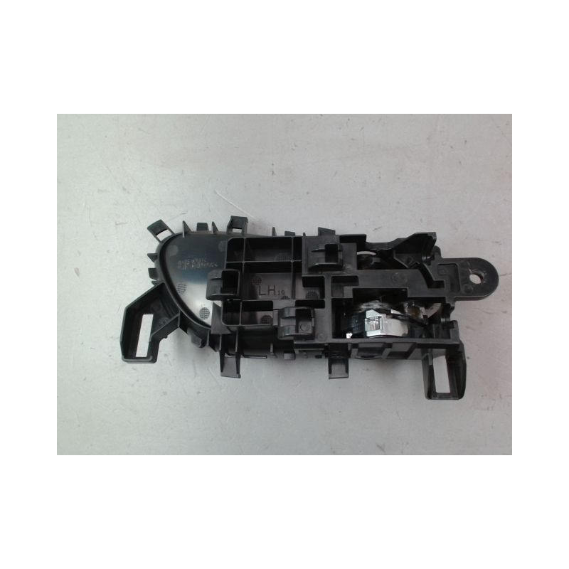 POIGNEE INTERIEURE PORTE AVANT GAUCHE NISSAN X-TRAIL