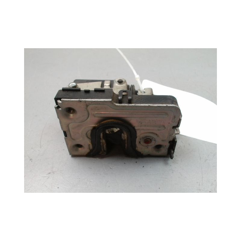 SYSTEME CONDAMNATION ARRIERE GAUCHE DACIA SANDERO I 2008-2012