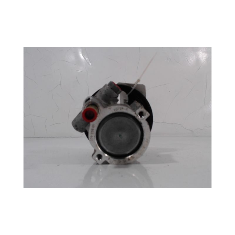 POMPE DIRECTION ASSISTEE NISSAN PRIMERA 2002-