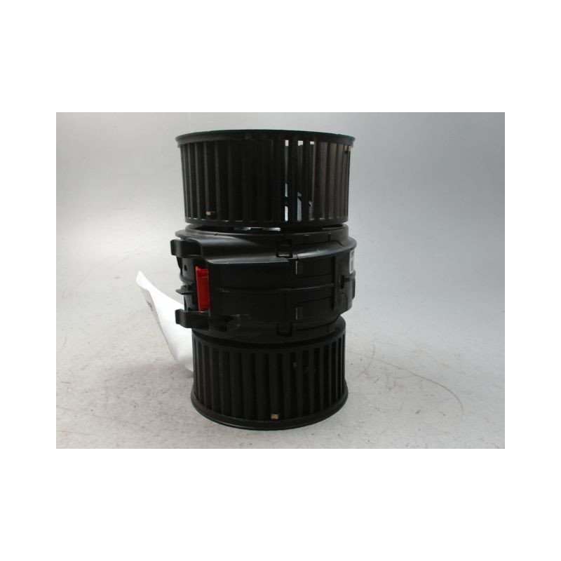 MOTEUR VENTILATEUR CHAUFFAGE RENAULT MEGANE