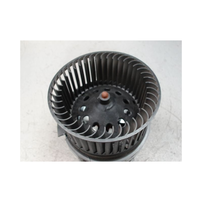 MOTEUR VENTILATEUR CHAUFFAGE RENAULT MEGANE