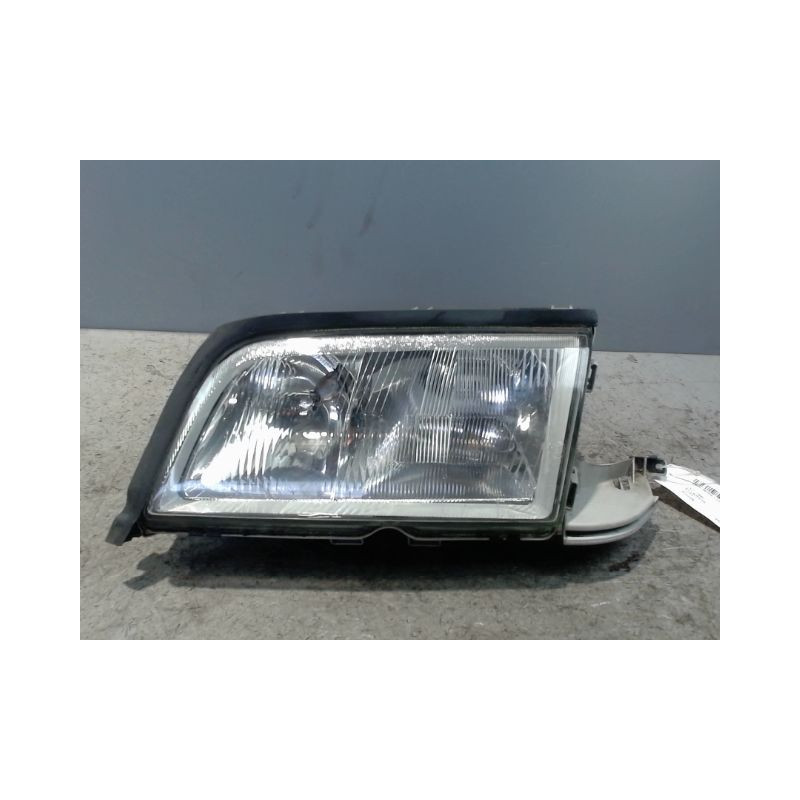 PHARE GAUCHE MERCEDES C220