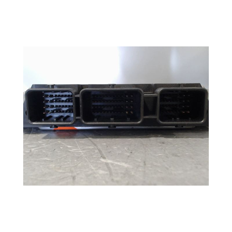 CALCULATEUR MOTEUR CITROEN XSARA