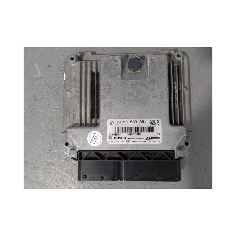 CALCULATEUR MOTEUR OPEL CORSA