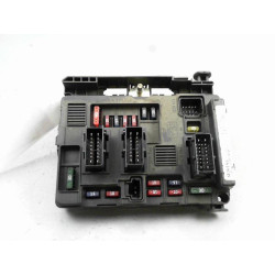 PLATINE FUSIBLE AV