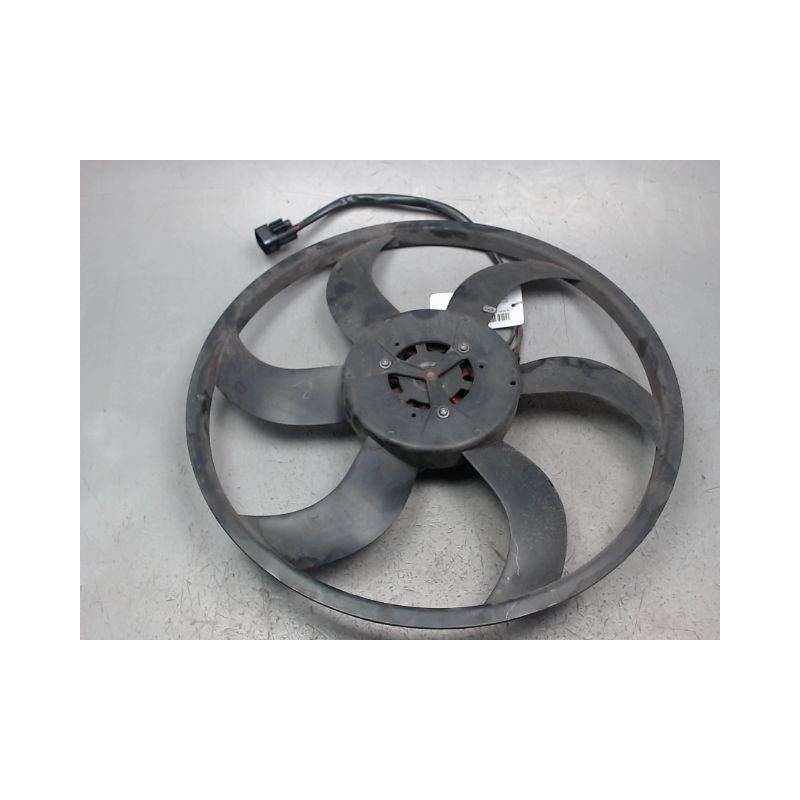 MOTEUR VENTILATEUR RADIATEUR B.M.W. SERIE 3