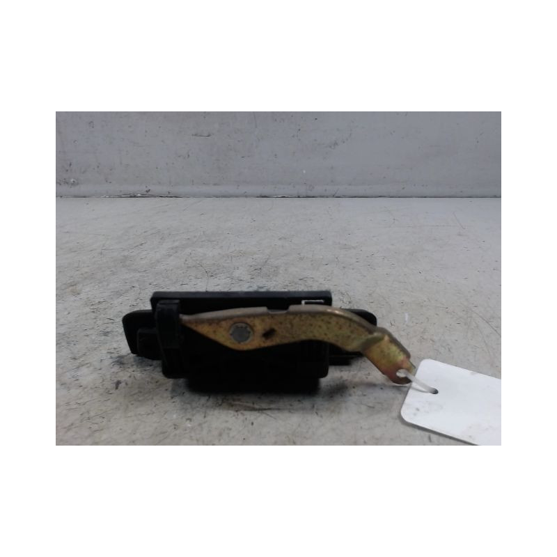 POIGNEE EXTERIEURE PORTE AVANT DROIT PEUGEOT 309 89-93