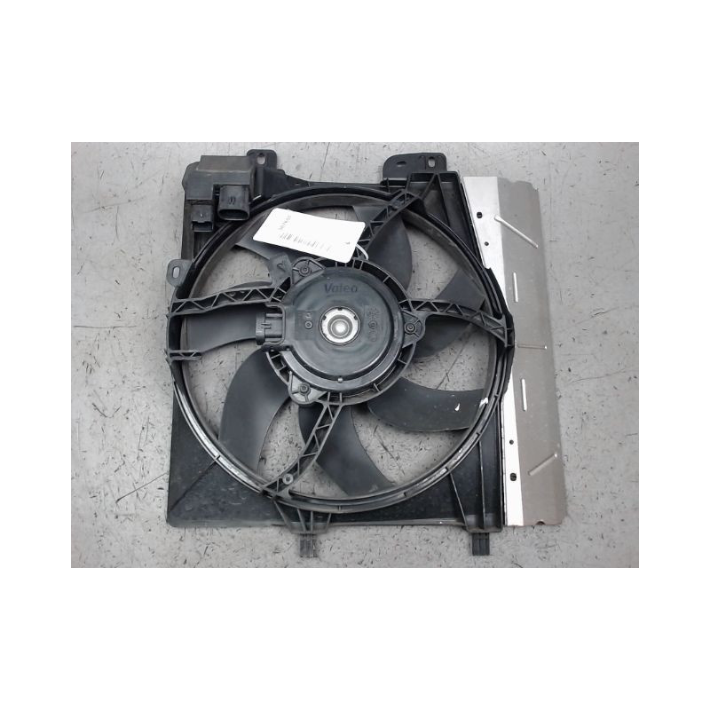 MOTEUR VENTILATEUR RADIATEUR PEUGEOT 208