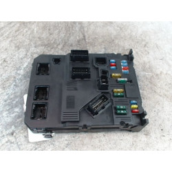 PLATINE FUSIBLE HABITACLE