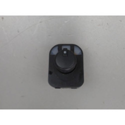 COMMANDE RETROVISSEUR EXT ELECTRIQUE G