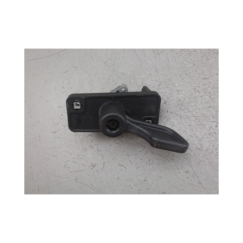 POIGNEE EXTERIEURE PORTE BATTANTE DROIT PEUGEOT BIPPER