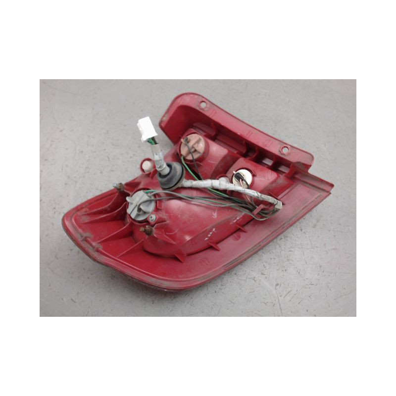 FEU ARRIERE DROIT HYUNDAI GETZ